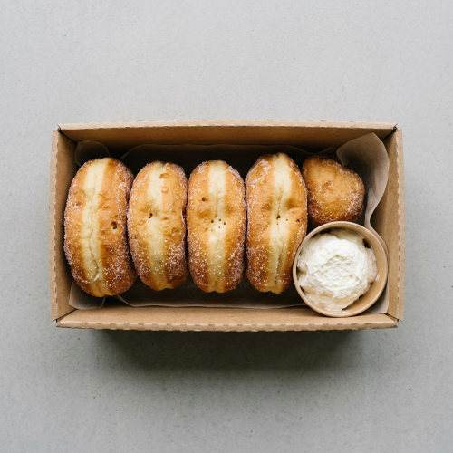 Fresh Puffy Doughnuts 