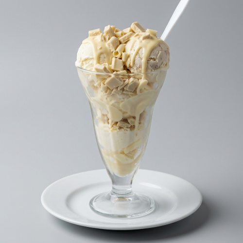 Milkybar Sundae 